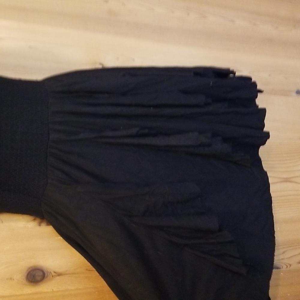 Dress - Picture 2 of 7